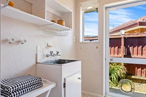 Photo of property in 2/98 Buchanans Road, Hei Hei, Christchurch, 8042