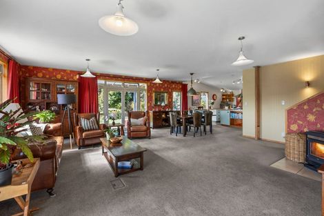 Photo of property in 211 Smart Road, Hillsborough, New Plymouth, 4372