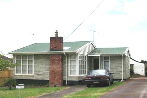 Photo of property in 1/3 Kaweka Street, New Lynn, Auckland, 0600