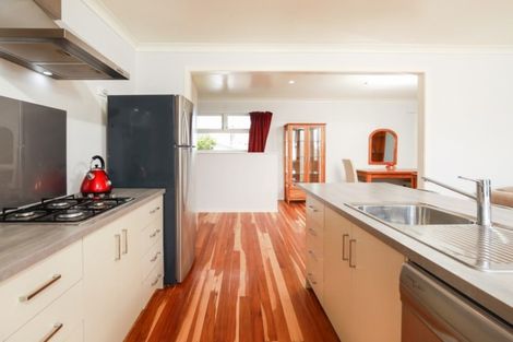 Photo of property in 23 English Street, St Andrews, Hamilton, 3200