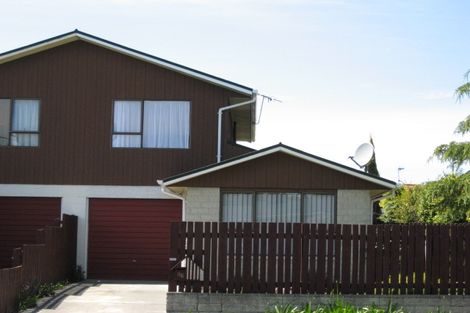 Photo of property in 96 Avonhead Road, Avonhead, Christchurch, 8042