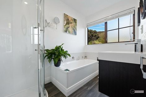 Photo of property in 2/342 Riverside Drive, Fairfield, Lower Hutt, 5011