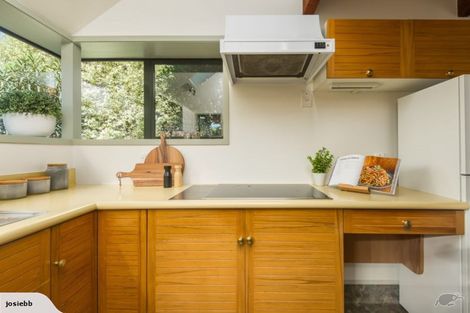 Photo of property in 17 Jamell Place, Avonhead, Christchurch, 8042