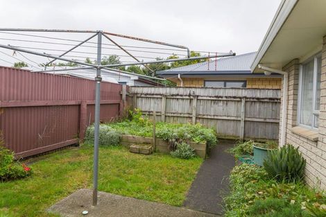 Photo of property in 5 Gladstone Street, Dannevirke, 4930