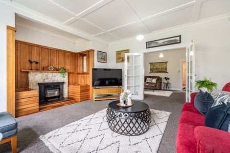 Photo of property in 1090 Coast Road, Wainuiomata Coast, Wainuiomata, 5373