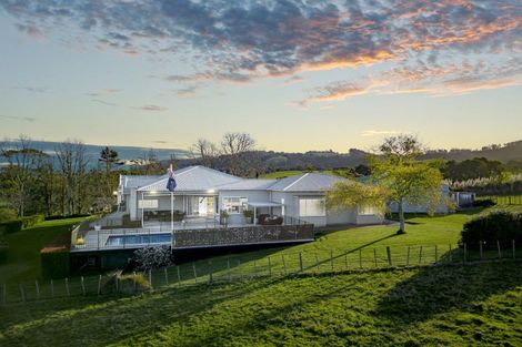 Photo of property in 490 North Road, Clevedon, Papakura, 2582