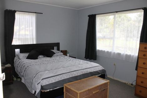 Photo of property in 3 Vicka's Way, Maungaturoto, 0520