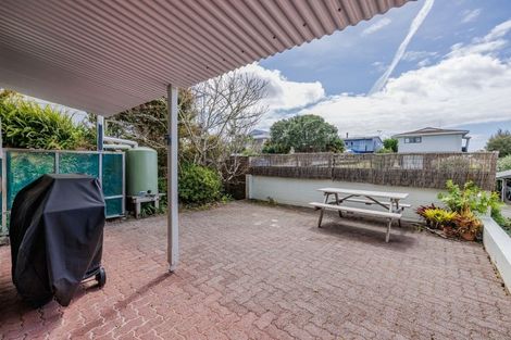 Photo of property in 90 Te Haumi Drive, Paihia, 0200