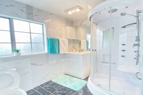 Photo of property in 3/63 Kenderdine Road, Papatoetoe, Auckland, 2025