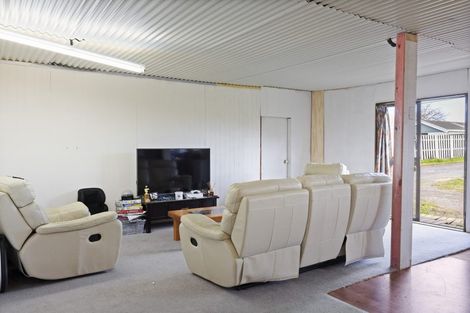 Photo of property in 13 Kent Terrace, Midhirst, Stratford, 4394