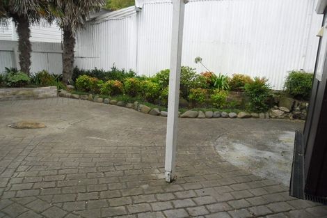 Photo of property in 2 Chaucer Road, Hospital Hill, Napier, 4110