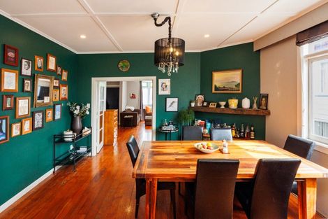 Photo of property in 33 Fitzroy Street, Terrace End, Palmerston North, 4410