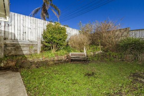 Photo of property in 76 Manuka Road, Glenfield, Auckland, 0629