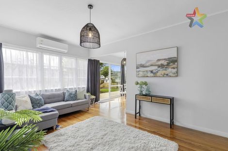 Photo of property in 16 Purser Grove, Fairfield, Lower Hutt, 5011