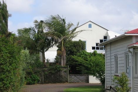 Photo of property in 14 Formby Avenue, Point Chevalier, Auckland, 1022