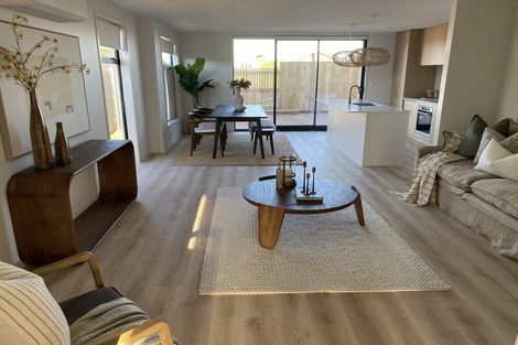 Photo of property in 1 Adzebill Court, Rototuna North, Hamilton, 3210