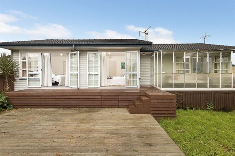 Photo of property in 36 Hobart Crescent, Wattle Downs, Auckland, 2103