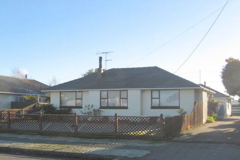 Photo of property in 2/58 Moffett Street, Islington, Christchurch, 8042
