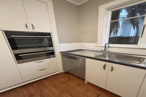 Photo of property in 158 Naenae Road, Naenae, Lower Hutt, 5011