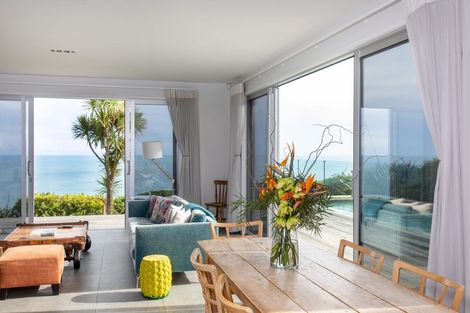 Photo of property in 411 Oaia Road, Muriwai, 0881