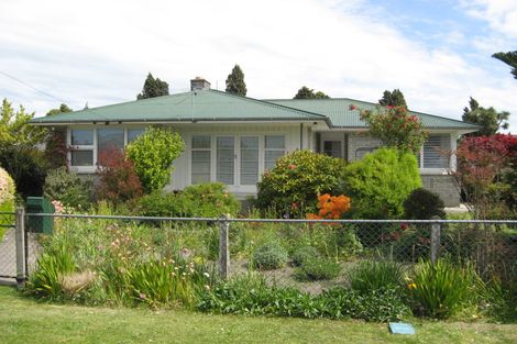 Photo of property in 8 Gilbert Street, Amberley, 7410