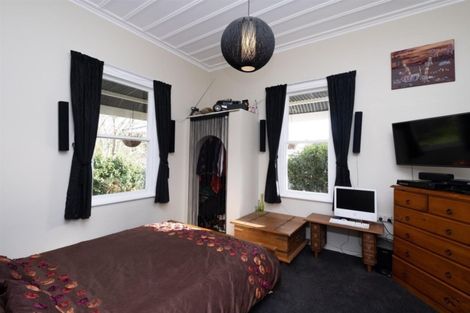 Photo of property in 48 North Street, Eltham, 4322