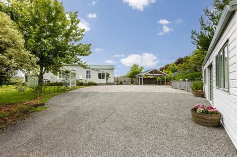 Photo of property in 52 Waipuka Road, Waimarama, Havelock North, 4294