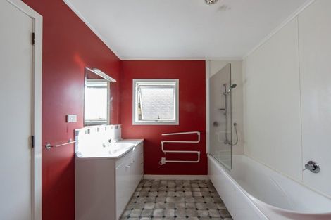 Photo of property in 19 Bryce Street, Cambridge, 3434