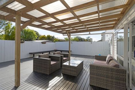 Photo of property in 3 Apple Orchard Way, Sunnyvale, Auckland, 0612