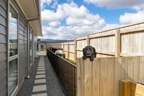 Photo of property in 103 Riverstone Drive, Riverstone Terraces, Upper Hutt, 5018