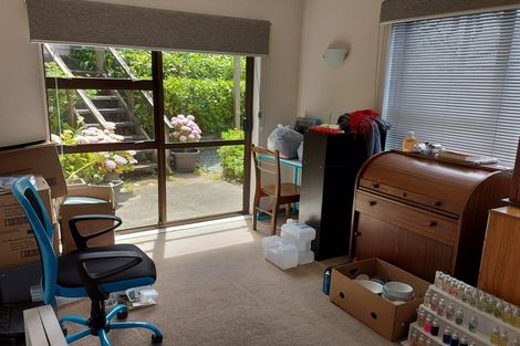 Photo of property in 23 Gurkha Crescent, Khandallah, Wellington, 6035