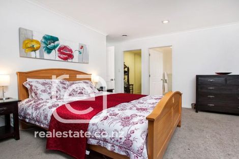 Photo of property in 13 Shah Place, Glen Eden, Auckland, 0602