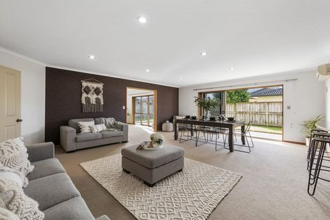 Photo of property in 5 Shire Place, Papamoa Beach, Papamoa, 3118