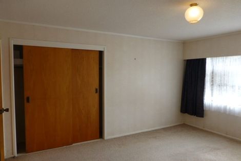 Photo of property in 2/87 Cook Street, Howick, Auckland, 2014