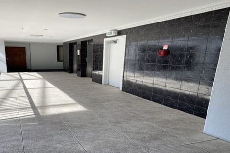 Photo of property in Atrium Towers, 7h/154 The Terrace, Wellington Central, Wellington, 6011