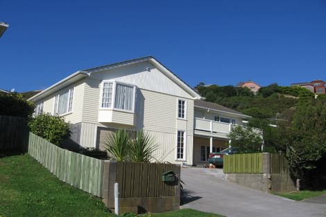 Photo of property in 19 Lupin Terrace, Tawa, Wellington, 5028