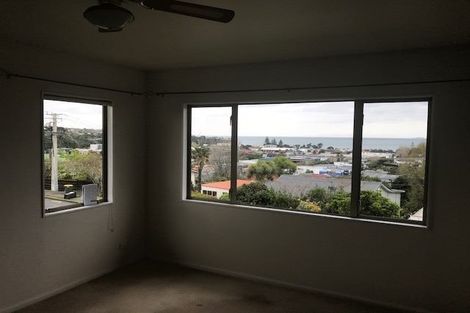 Photo of property in 2 Arran Road, Browns Bay, Auckland, 0630
