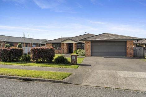 Photo of property in 30 Montague Grove, Stratford, 4332