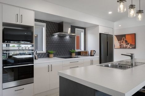 Photo of property in 12 Anatere Rise, Athenree, Katikati, 3177