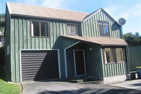 Photo of property in 1/20-22 Waratah Street, Birkenhead, Auckland, 0626