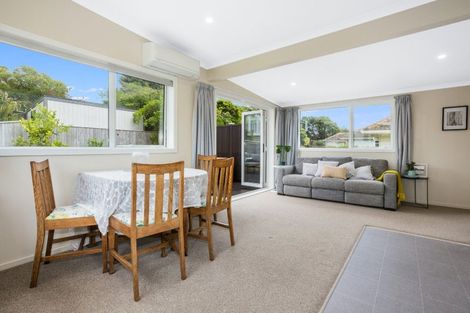 Photo of property in 120b Main Road, Titahi Bay, Porirua, 5022