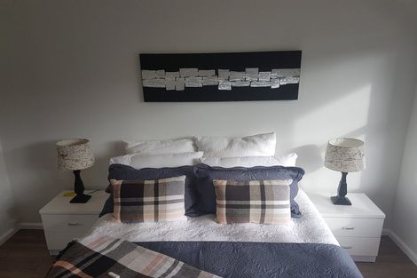 Photo of property in 4/27 Nikau Street, New Lynn, Auckland, 0600