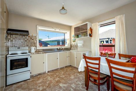 Photo of property in 7 Kingston Place, Bishopdale, Christchurch, 8053