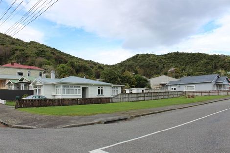 Photo of property in 1-3 Blackmore Street, Greymouth, 7805