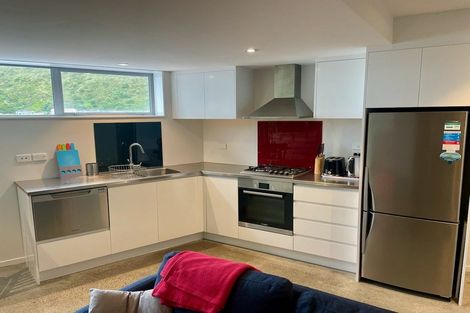 Photo of property in 6 Owhiro Bay Parade, Island Bay, Wellington, 6023