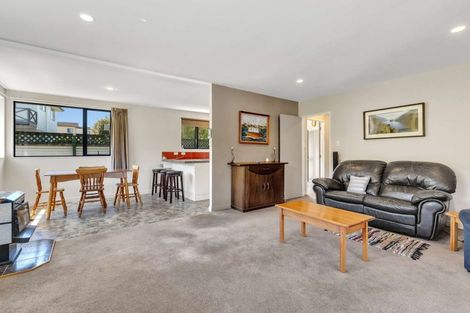 Photo of property in 9 Victoria Close, Picton, 7220