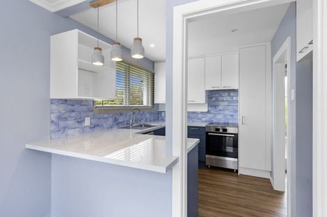 Photo of property in 85 Farquhars Road, Redwood, Christchurch, 8051