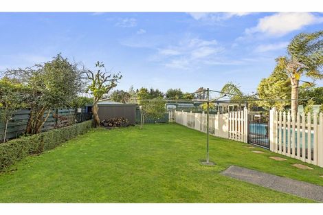 Photo of property in 15 Balfour Crescent, Riverlea, Hamilton, 3216