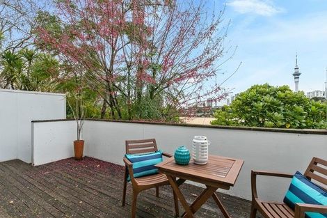 Photo of property in 53 Howe Street, Freemans Bay, Auckland, 1011