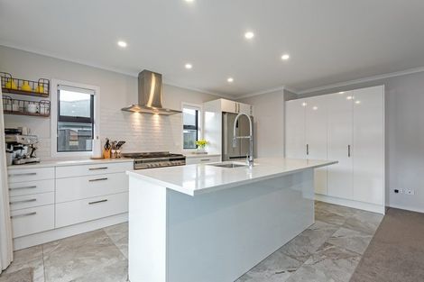 Photo of property in 1 Serenity Crescent, Kelvin Grove, Palmerston North, 4414